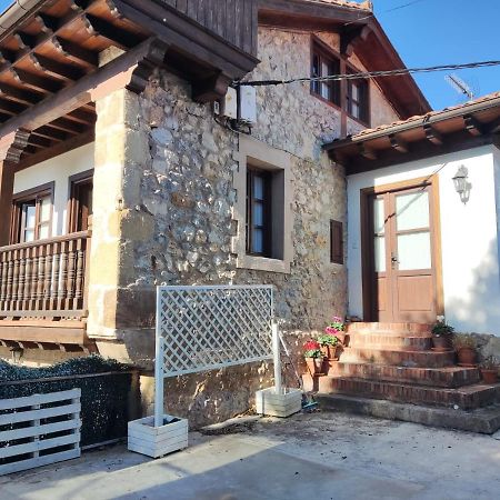 Apartamentos Llave De Santillana サンティリャーナ・デル・マル エクステリア 写真