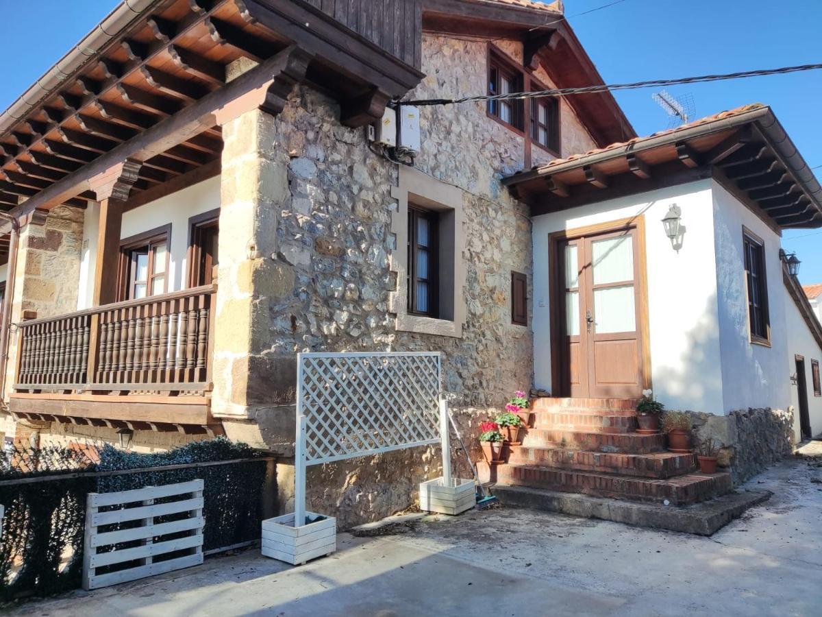 Apartamentos Llave De Santillana サンティリャーナ・デル・マル エクステリア 写真