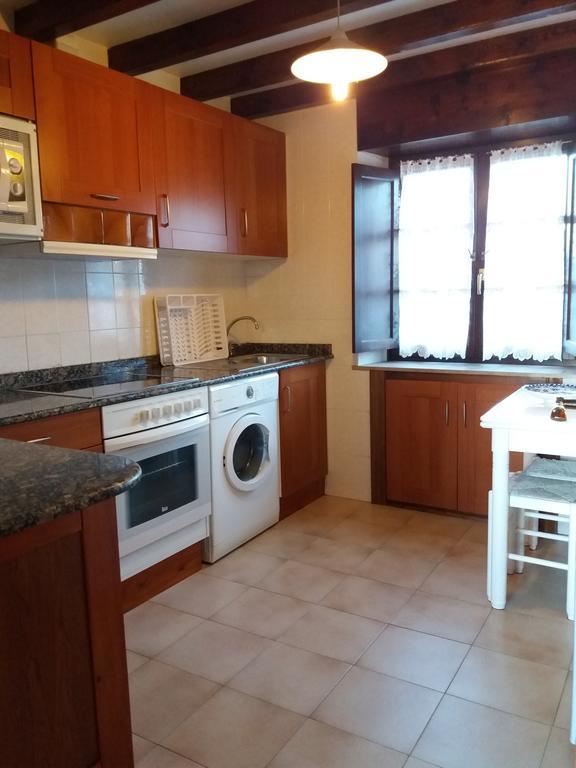 Apartamentos Llave De Santillana サンティリャーナ・デル・マル エクステリア 写真